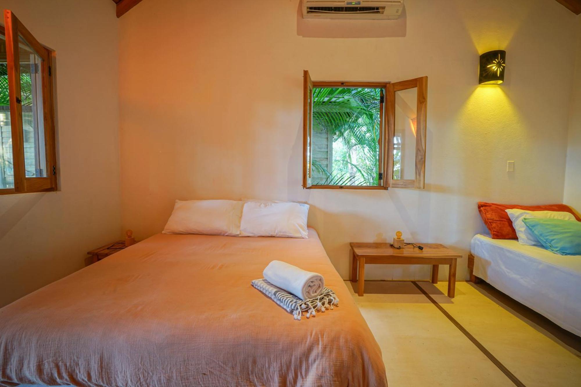 Calamocha Lodge Playa Santa Teresa  エクステリア 写真