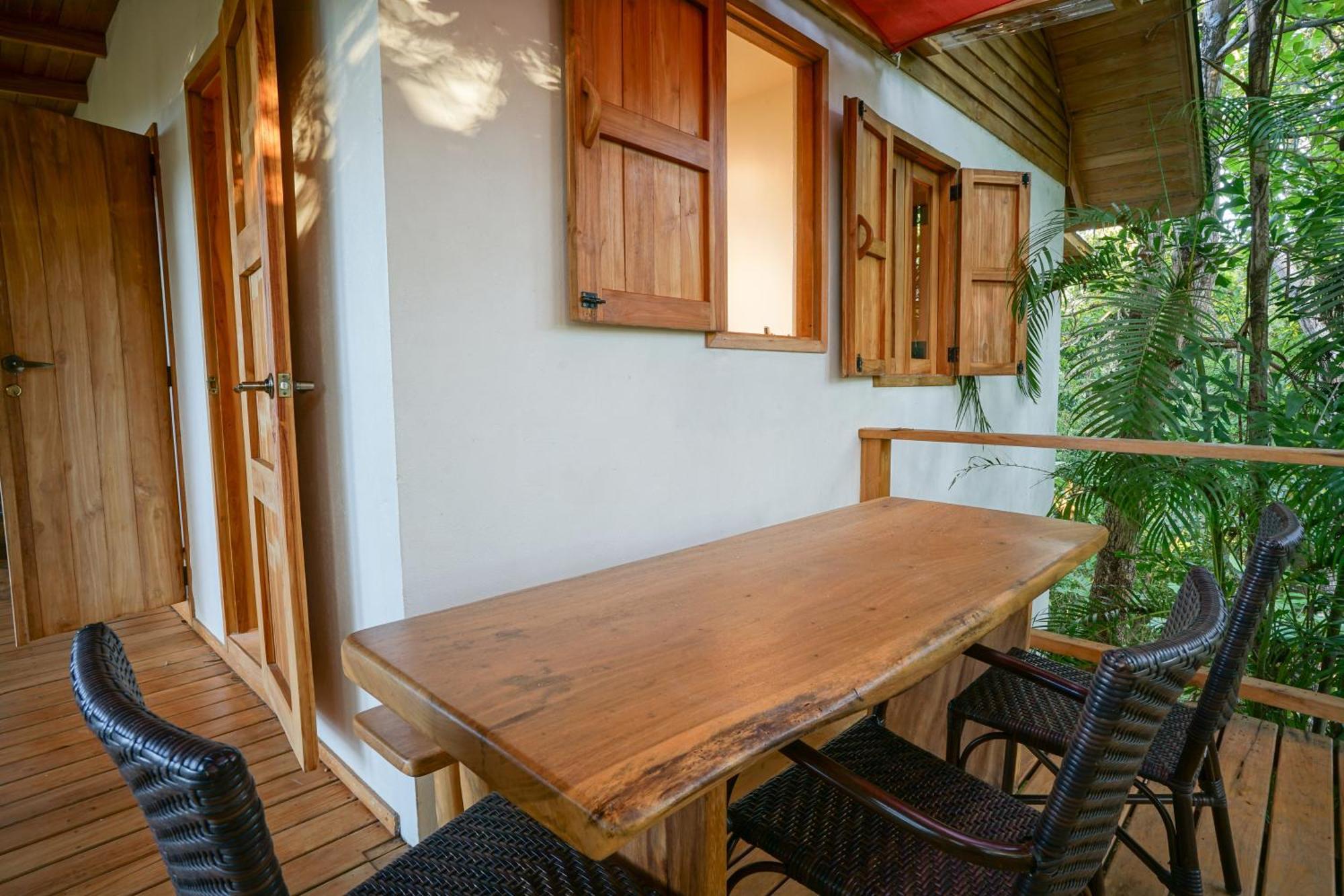 Calamocha Lodge Playa Santa Teresa  エクステリア 写真